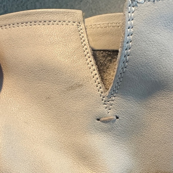 Frye Women's Off-White Leather Ankle Boots - Picture 8 of 10